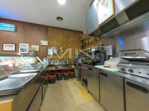 Padaria c/ fabrico e confeitaria  - Centro de Gondomar