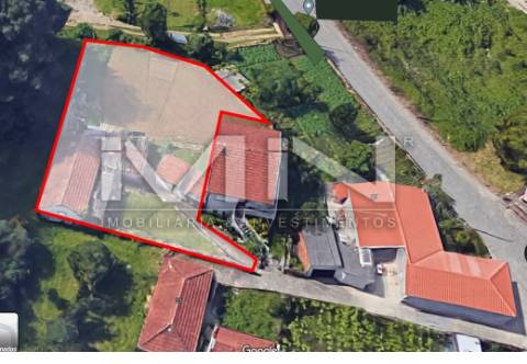 Moradia térrea p/reabilitação - 700m de terreno