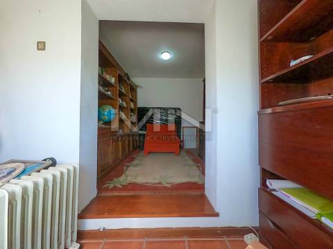 Moradia com Terreno a 10 minutos do Porto - Vistas Rio Douro