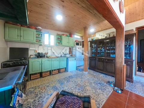 Moradia com Terreno a 10 minutos do Porto - Vistas Rio Douro