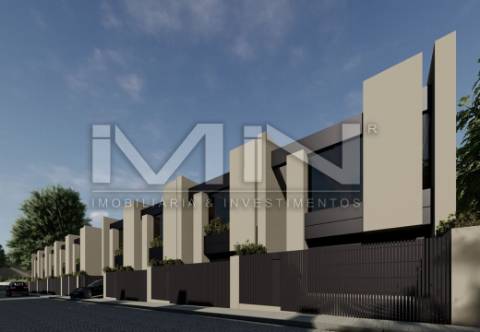 Moradia T3 +1  com 3 Suites -Lotes 17 a 20