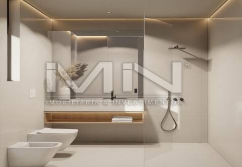 Moradia T3 +1  com 3 Suites - LOTE 16