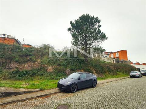 Lote de Terreno  Venda em Fânzeres e São Pedro da Cova,Gondomar