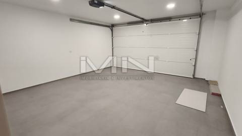 Moradia T3  com 3 Suites - áreas amplas