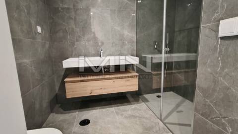 Moradia T3  com 3 Suites - áreas amplas