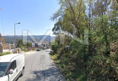 Terreno Estr. D. Miguel - 2.785m2 - construção de armazéns.