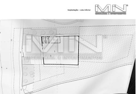 Terreno Estr. D. Miguel - 2.785m2 - construção de armazéns.