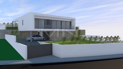 Moradia de 4 frentes - vendida em fase de acabamentos