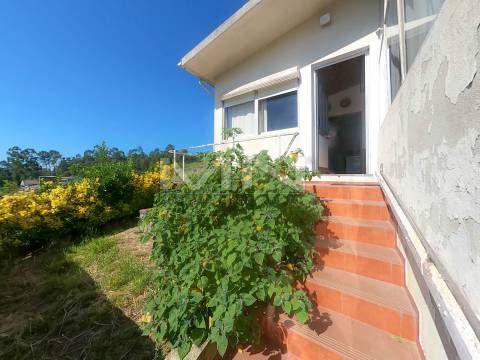 Moradia com Terreno a 10 minutos do Porto - Vistas Rio Douro