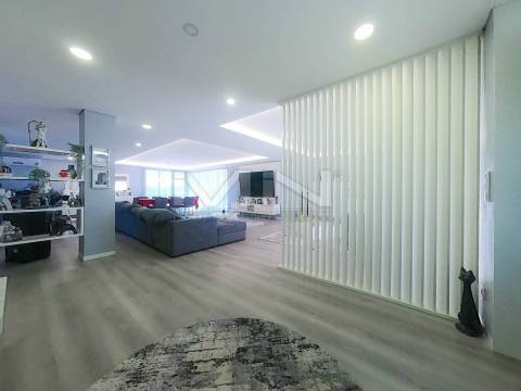 Moradia de sonho \ Piscina \ Jacuzzi \ 5 suites \ 3270m2