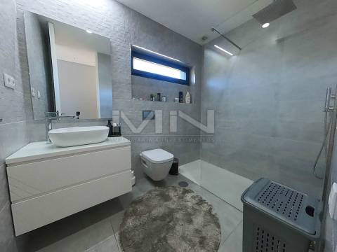 Moradia de sonho \ Piscina \ Jacuzzi \ 5 suites \ 3270m2