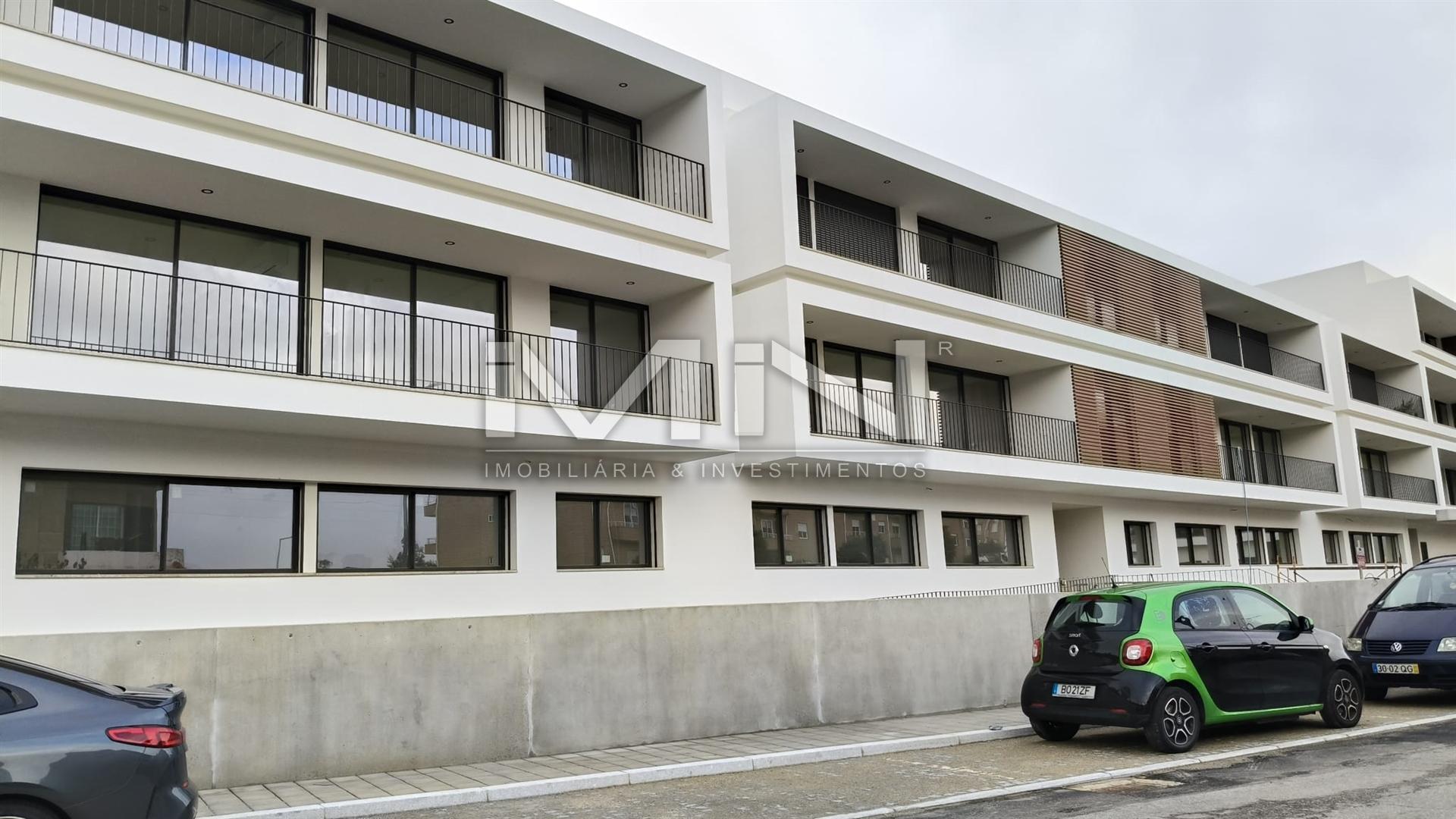 Apartamento - Cond. Fechado - Piscina - 162m2