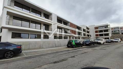 Apartamento - Cond. Fechado - Piscina - 162m2