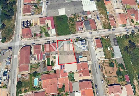 2 Lotes de terreno- Possibilidade de casa Terrea ou 2 moradias