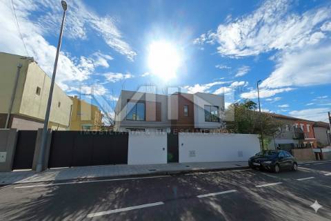 2 Lotes de terreno- Possibilidade de casa Terrea ou 2 moradias