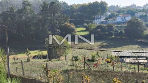 Terreno murado para construção -1299m2