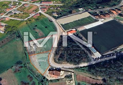 Terreno murado para construção -1299m2