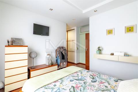 Moradia T3 de LUXO no Centro de Gondomar