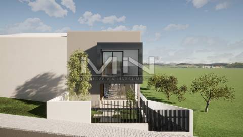 Lote de Terreno c/ projeto aprovado