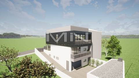 Lote de Terreno c/ projeto aprovado