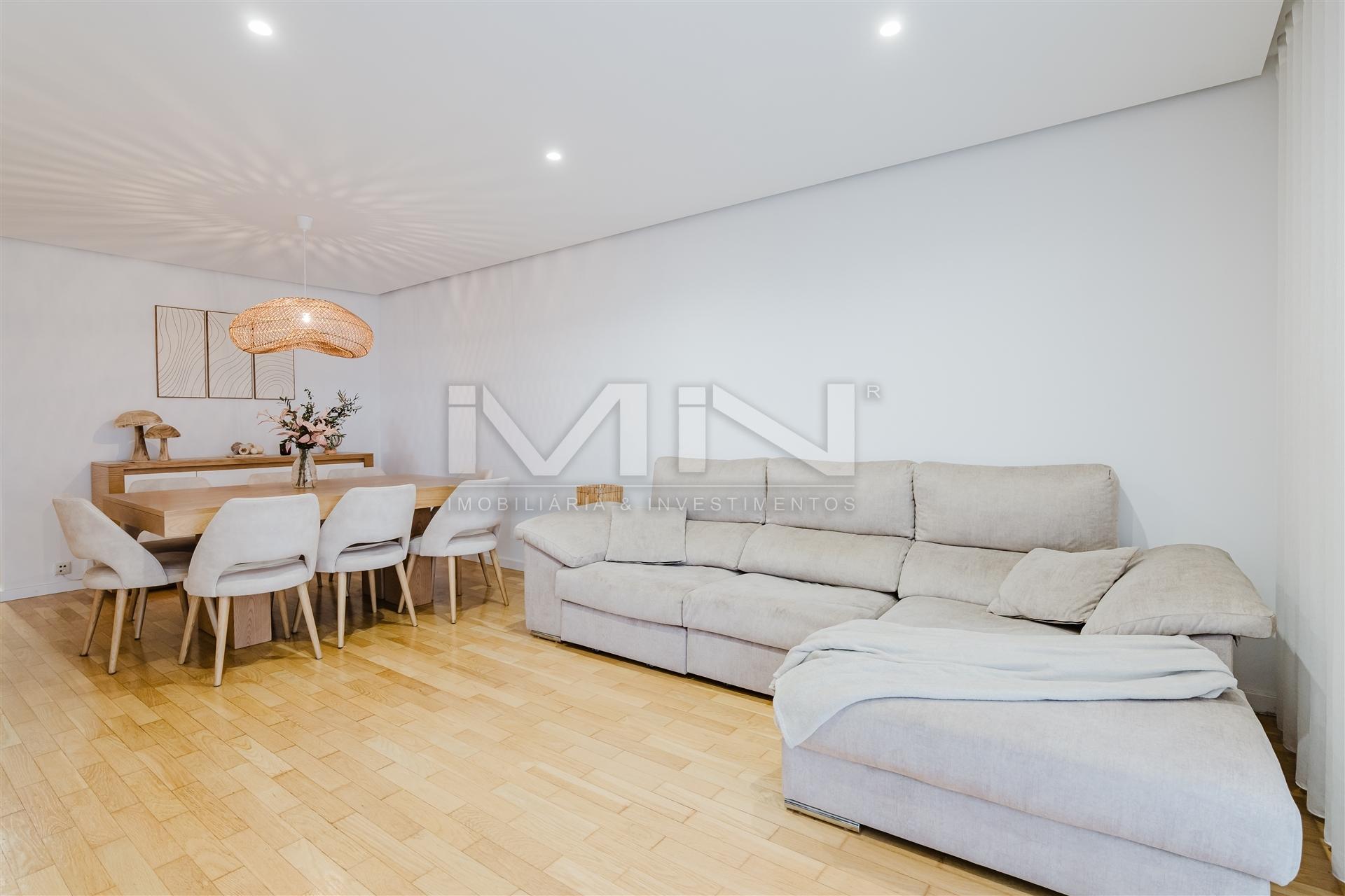 Apartamento T3 - Pleno centro de Gondomar