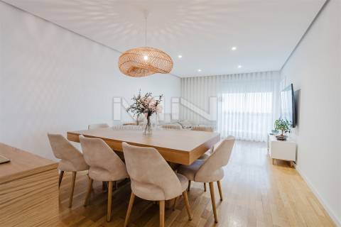 Apartamento T3 - Pleno centro de Gondomar