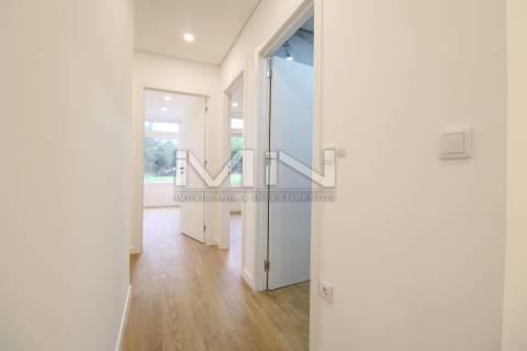 Novo T3 c/ Entrada Independente e Garagem