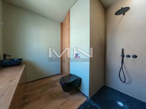 Moradia V4 -c/ piscina - 5 km do Porto