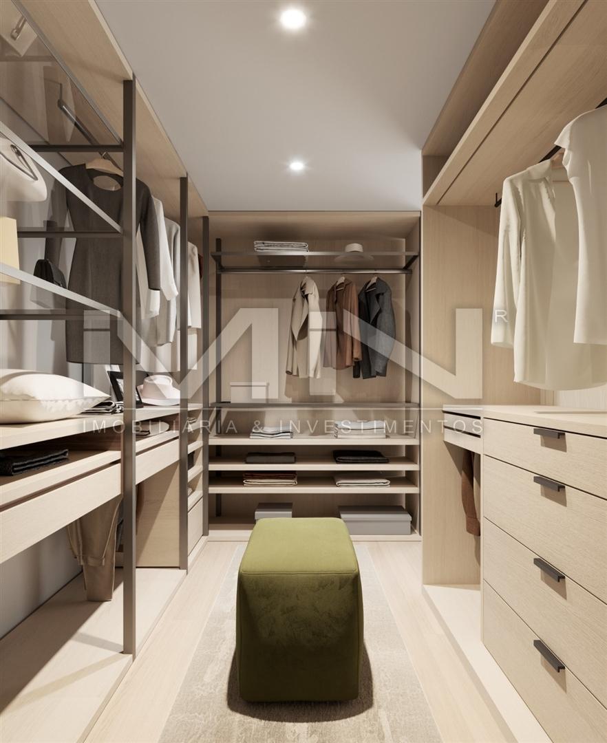 Apartamento T2 com Terraço - Centro de Paços