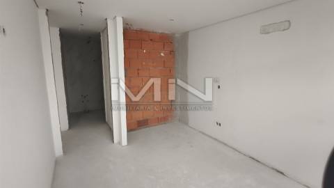 Apartamento T3 junto ao centro de Gondomar