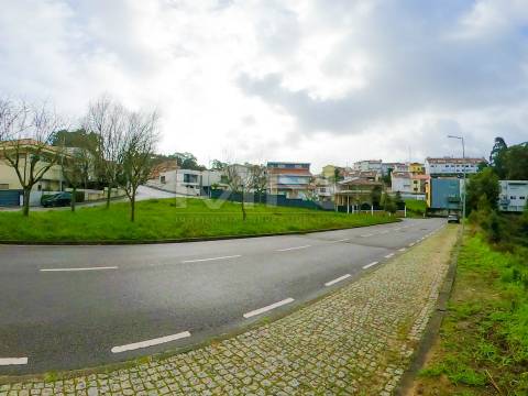 Lote de terreno com projeto - São Cosme - Gondomar