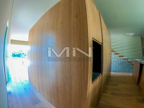 Moradia V4 -c/ piscina - 5 km do Porto