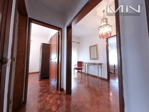 Quarto c/ Varanda a 2 minutos do Porto - Estudantes e professores