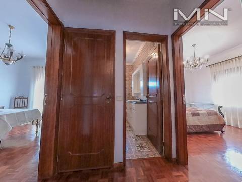 Quarto c/ Varanda a 2 minutos do Porto - Estudantes e professores