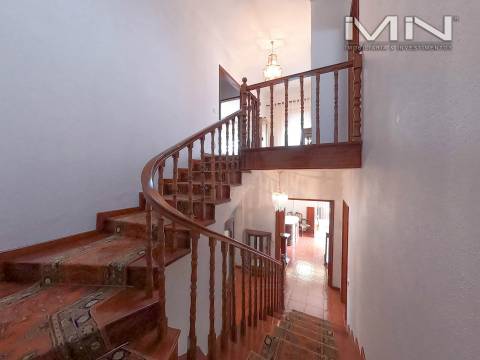 Quarto c/ Varanda a 2 minutos do Porto - Estudantes e professores
