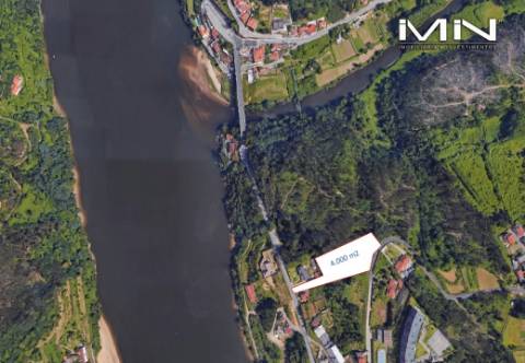 Terreno com PIP aprovado p/ Condomínio Fechado vistas Rio Douro