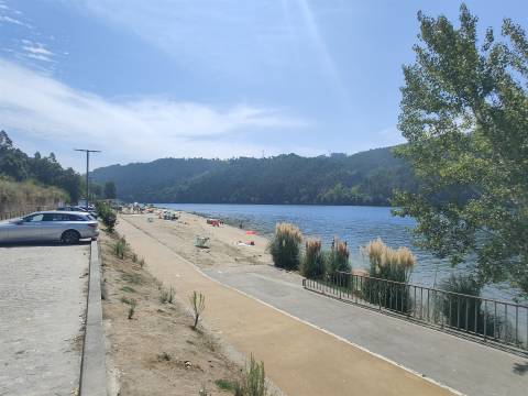 Terreno com PIP aprovado p/ Condomínio Fechado vistas Rio Douro