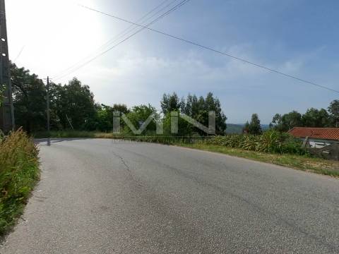 510m2 de Natureza a um Passo do Porto - 2 frentes