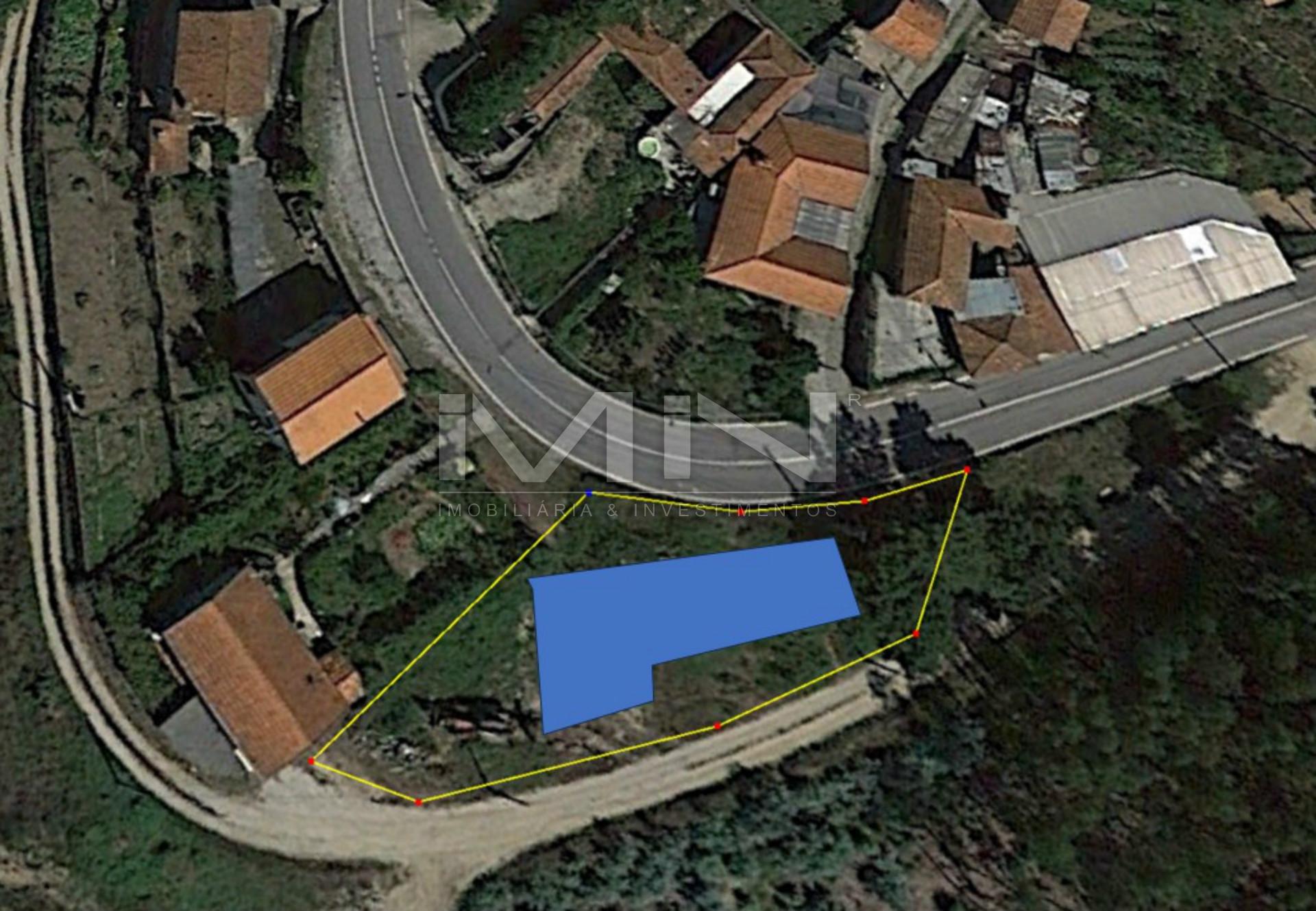 510m2 de Natureza a um Passo do Porto - 2 frentes