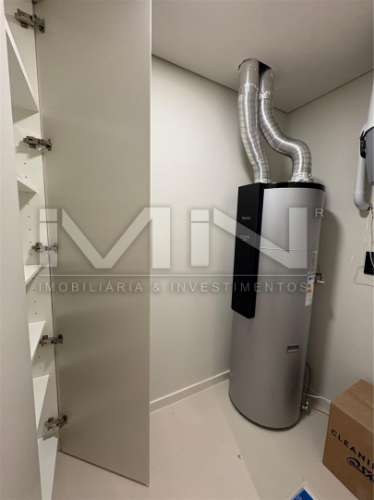 Exclusividade e Modernidade no Centro de Gondomar: Apartamento T1 Novo com Terraço