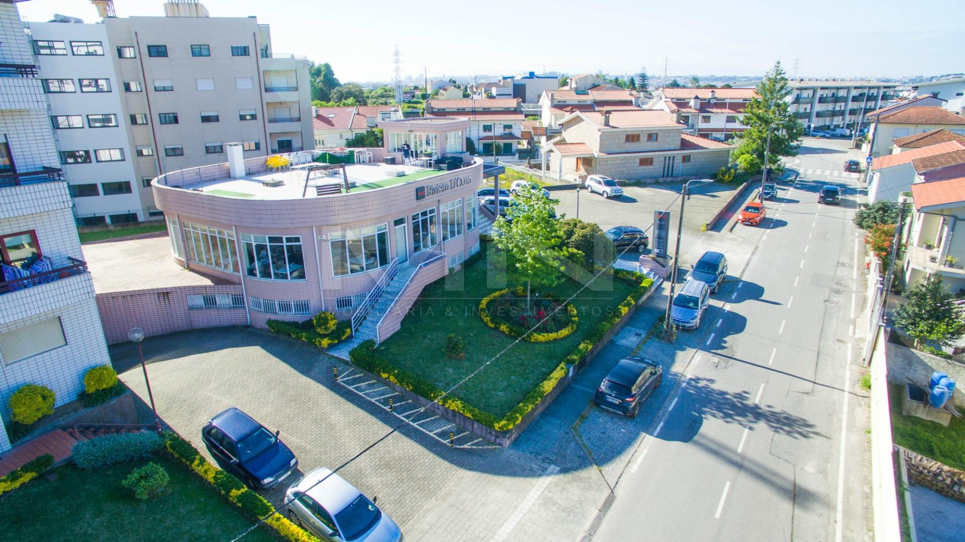 Predio para clínica / Ginásio / Showroom