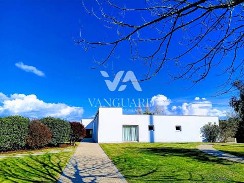 Moradia de luxo com estilo Contemporâneo Argivai &#124; Póvoa de Varzim