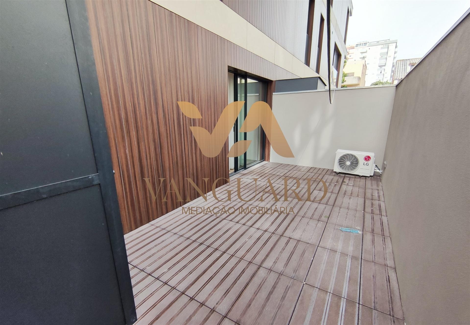 Apartamento T0 Venda em Póvoa de Varzim, Beiriz e Argivai,Póvoa de Varzim