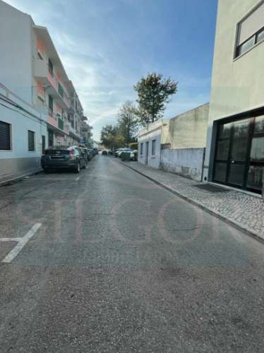 Loja T2 Venda em Baixa da Banheira e Vale da Amoreira,Moita