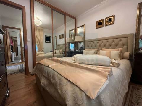 Apartamento T3 Venda em Santo António dos Cavaleiros e Frielas,Loures
