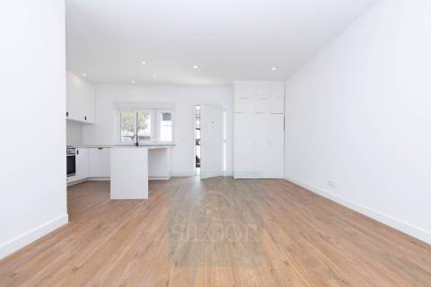 Apartamento T2 Venda em Baixa da Banheira e Vale da Amoreira,Moita