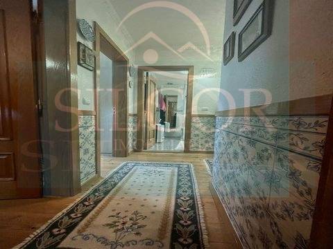 Apartamento T3 Venda em Santo António dos Cavaleiros e Frielas,Loures