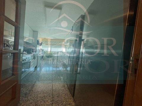 Apartamento T3 Venda em Santo António dos Cavaleiros e Frielas,Loures