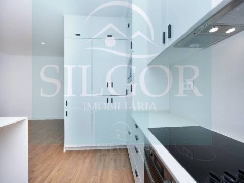 Apartamento T2 Venda em Baixa da Banheira e Vale da Amoreira,Moita