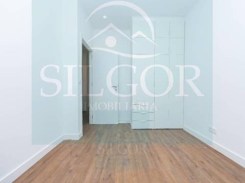 Apartamento T2 Venda em Baixa da Banheira e Vale da Amoreira,Moita